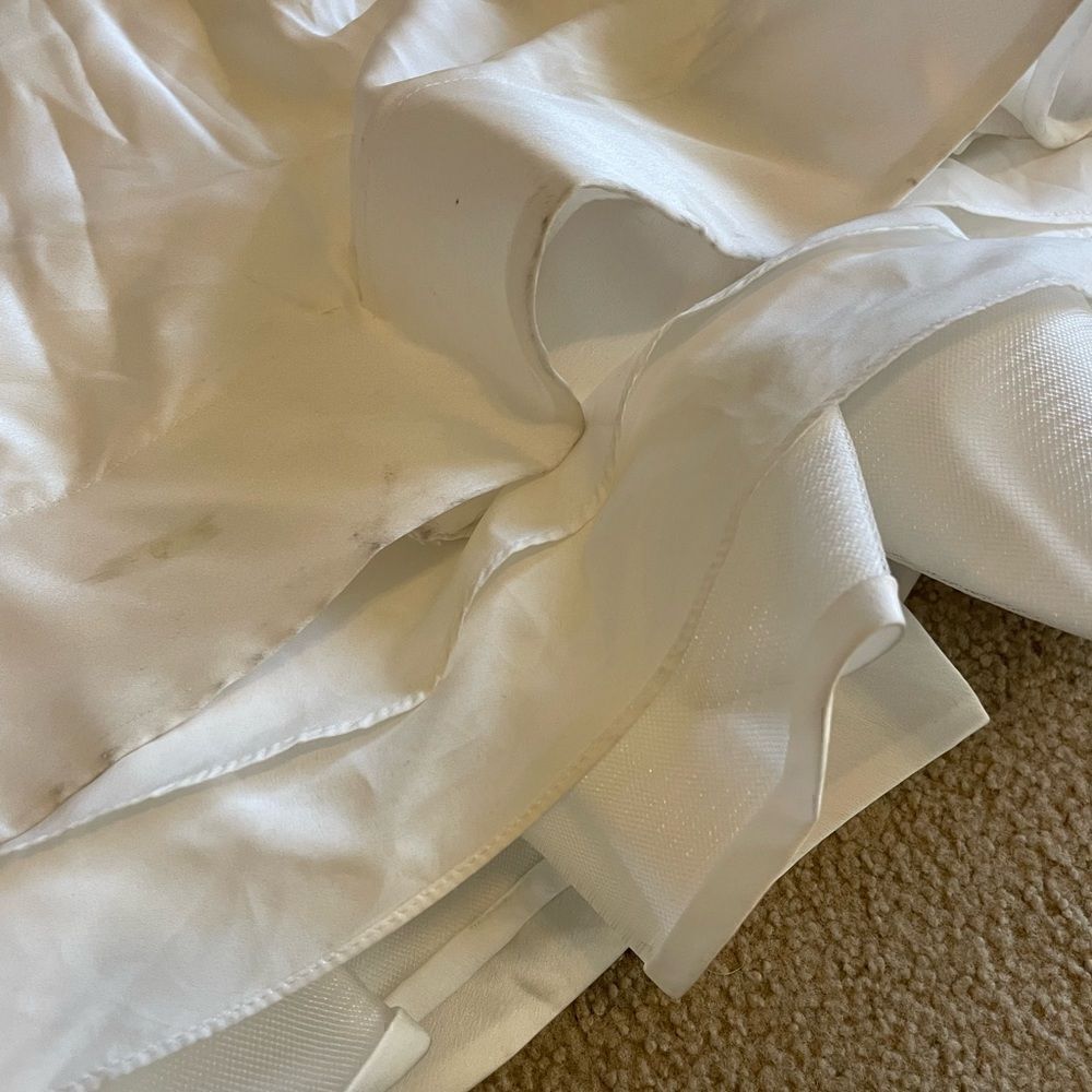 LA FEMME Glamorous Gown Size 6 - Picture 6 of 8